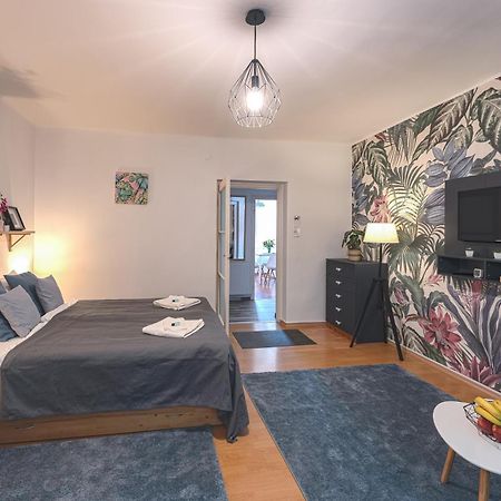 Peaceful Apartment Near Buda Castle And Chain Bridge Budapeste Exterior foto