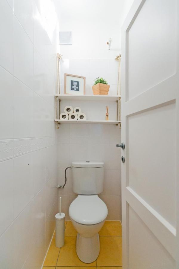 Peaceful Apartment Near Buda Castle And Chain Bridge Budapeste Exterior foto
